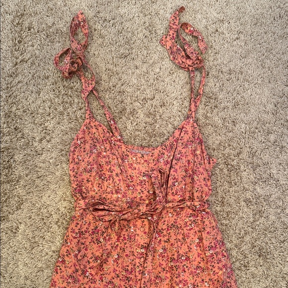 Floral Pink Sleeveless Dress - Picture 2 of 4